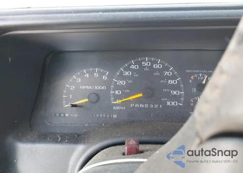 1998 Chevrolet K1500 Fleetside из США, поврежденный, VIN 2GCEK19R5W1175624